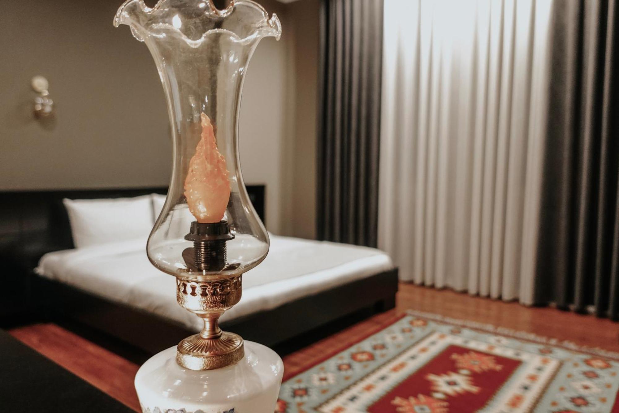 Monun Boutique Hotel Tirana Exterior photo